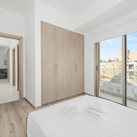 Downtown View 2 Bedroom Apartment