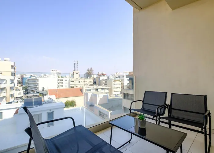 Downtown View 2 Bedroom Apartment Larnaca
