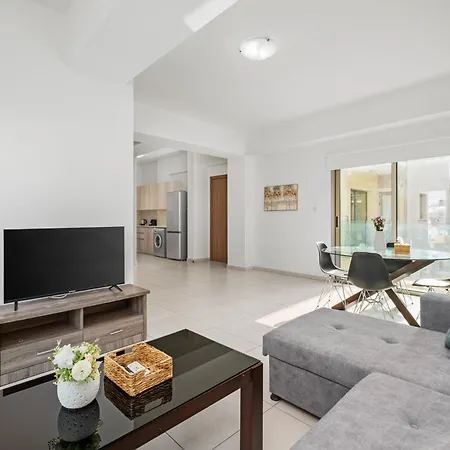 Downtown View 2 Bedroom *